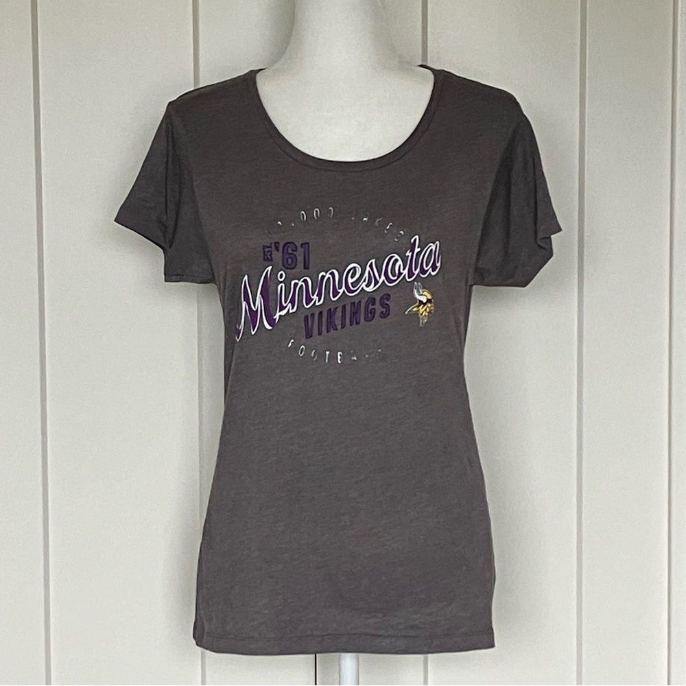 NFL Minnesota Vikings T-Shirt Scoop Neck Heather Gray & Purple Women's L